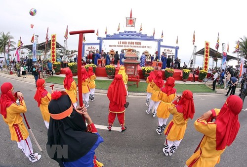 Whale worship festival opens in Da Nang - ảnh 1