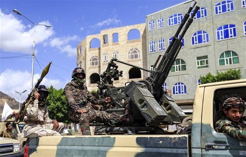 Saudi delegation in Yemen to negotiate permanent ceasefire with Houthi  - ảnh 1