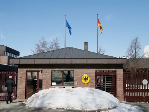 Moscow expels over 20 German diplomats in tit-for-tat move - ảnh 1