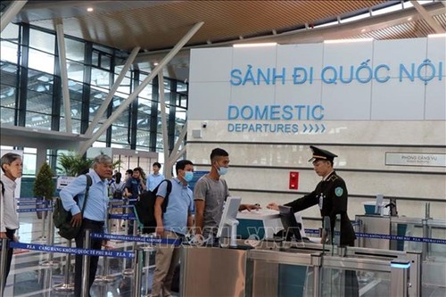 Biometric identification piloted at Phu Bai int’l airport - ảnh 1
