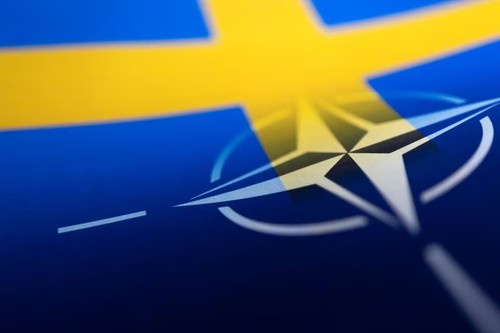 Hungarian President signs ratification of Sweden's NATO accession - ảnh 1