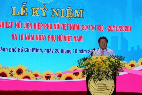 Во Вьетнаме отмечается день вьетнамских женщин 20 октября - ảnh 1