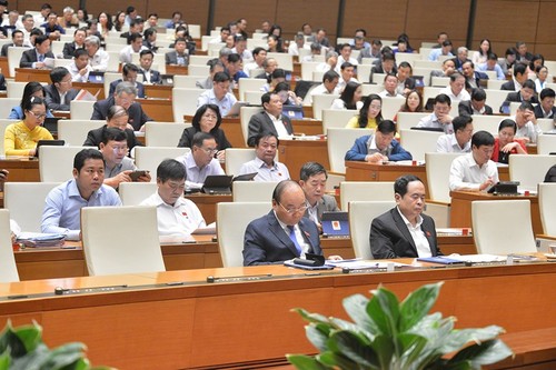 Депутаты проголосуют по Резолюции о плане социально-экономического развития страны на 2021 год - ảnh 1