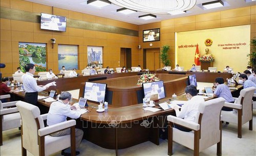 В Ханое открылась 57-я сессия Постоянного комитета НС СРВ - ảnh 1