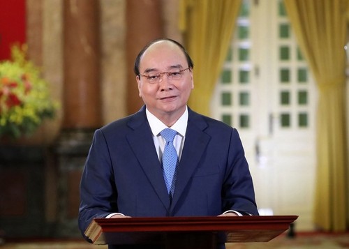 Нгуен Суан Фук призвал АТЭС к вложению инвестиций в зеленое развитие во Вьетнаме - ảnh 1