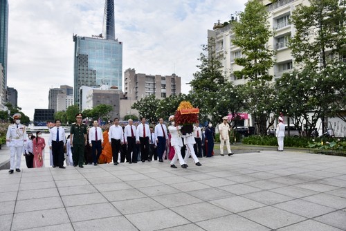 Мероприятия, посвященные 132-й годовщине со дня рождения президента Хо Ши Мина - ảnh 1