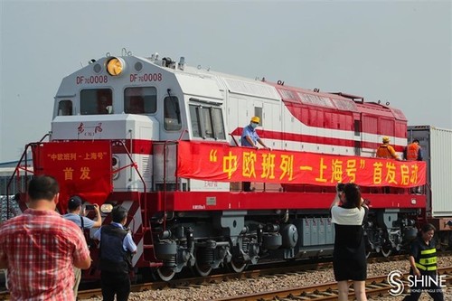 Китай открывает прямой грузовой железнодорожный маршрут в Европу - ảnh 1