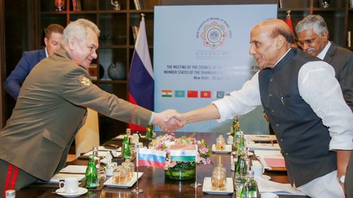 Индия и Россия обсудили активизацию оборонного сотрудничества - ảnh 1
