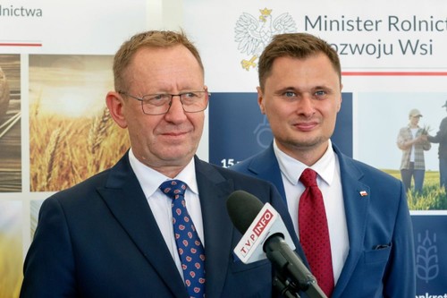 Польша готова и дальше блокировать экспорт украинского зерна  - ảnh 1