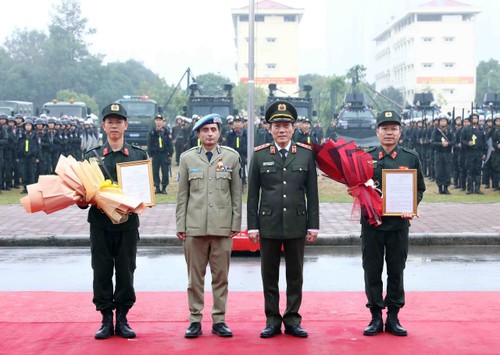 Впервые во Вьетнаме было создано подразделение миротворческой полиции​ - ảnh 1