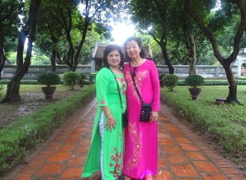 Đoàn cựu giáo viên kiều bào Thái Lan kết thúc hành trình thăm quê hương - ảnh 2