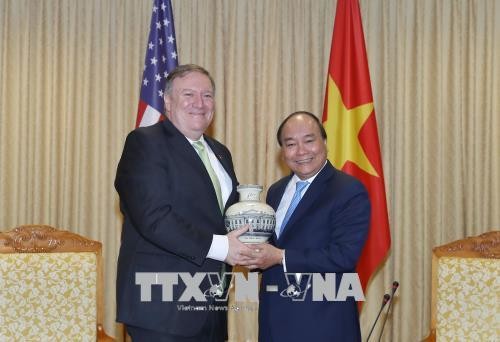 Thủ tướng Chính phủ Nguyễn Xuân Phúc tiếp Ngoại trưởng Hoa Kỳ Mike Pompeo - ảnh 1