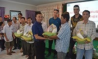 Khánh thành lớp học cho Việt kiều tại tỉnh Pursat (Campuchia) - ảnh 8
