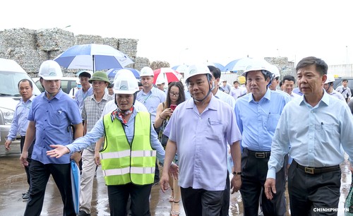 Thủ tướng  Nguyễn Xuân Phúc thăm mô hình xử lý rác thải tại Quảng Bình - ảnh 3