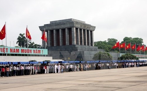 Chương trình “Nhớ lời Bác dặn” - kỷ niệm 49 năm thực hiện Di chúc Chủ tịch Hồ Chí Minh - ảnh 1
