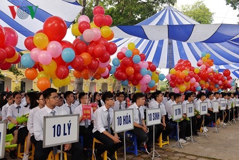 Chủ tịch nước dự Lễ khai giảng tại trường THPT Chu Văn An, Hà Nội - ảnh 3