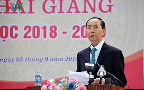 Chủ tịch nước dự Lễ khai giảng tại trường THPT Chu Văn An, Hà Nội - ảnh 2