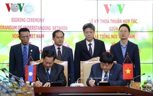 Đài TNVN và Đài Phát thanh quốc gia Lào ký thỏa thuận hợp tác - ảnh 1