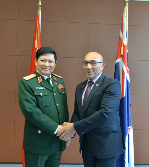 Bước phát triển mới trong quan hệ quốc phòng Việt Nam-New Zealand - ảnh 1