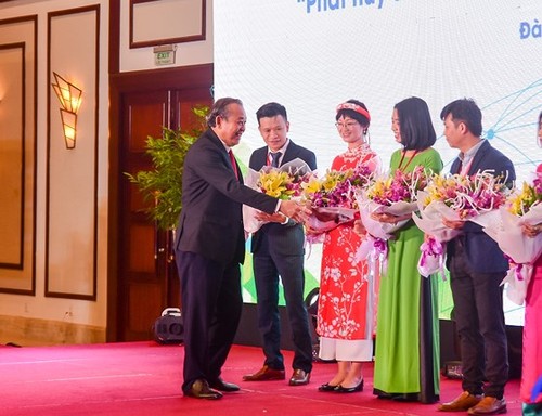 200 đại biểu tham dự Diễn đàn tri thức trẻ Việt Nam toàn cầu lần thứ I - ảnh 2