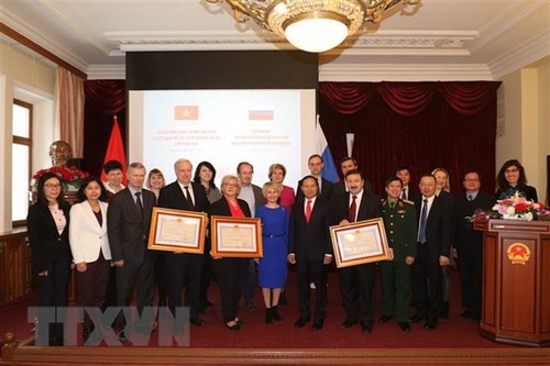 Việt Nam trao tặng Huân chương Hữu nghị cho 3 trường Đại học của Nga - ảnh 1
