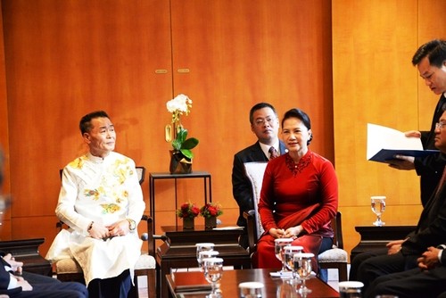Chủ tịch Quốc hội Nguyễn Thị Kim Ngân gặp mặt Chủ tịch dòng họ Lý tại Hàn Quốc - ảnh 1