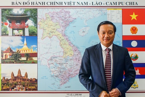 Đại sứ Việt Nam tại Lào trả lời phỏng vấn về mối quan hệ Lào- Việt Nam - ảnh 1
