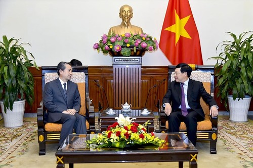 Phó Thủ tướng, Bộ trưởng Ngoại giao Phạm Bình Minh tiếp Đại sứ Trung Quốc tại Việt Nam - ảnh 1