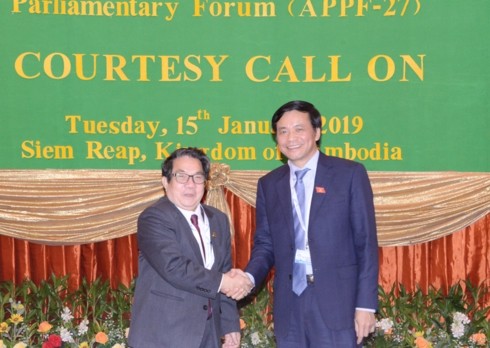 Tổng Thư ký, Chủ nhiệm Văn phòng Quốc hội Nguyễn Hạnh Phúc gặp Tổng Thư ký Quốc hội Campuchia - ảnh 1