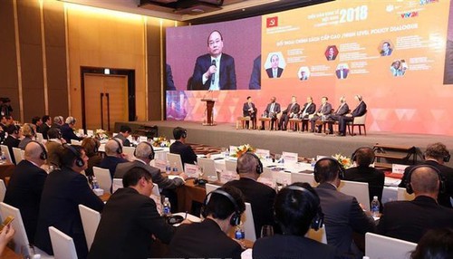 Thủ tướng Nguyễn Xuân Phúc dự diễn đàn kinh tế Việt Nam năm 2019 - ảnh 1