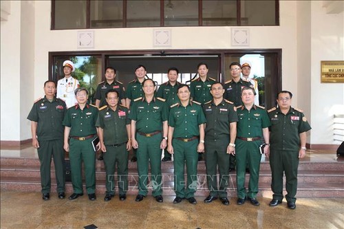 Quân đội Việt Nam và Lào tăng cường hợp tác bảo vệ chính trị nội bộ - ảnh 1