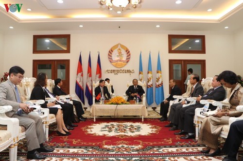 Việt Nam và Campuchia tăng cường trao đổi kinh nghiệm về công tác đảng - ảnh 1