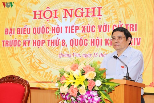 Ông Phạm Minh Chính tiếp xúc cử tri tại tỉnh Quảng Ninh - ảnh 1