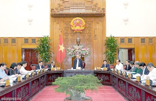 Thủ tướng Nguyễn Xuân Phúc chủ trì họp Thường trực Chính phủ - ảnh 1