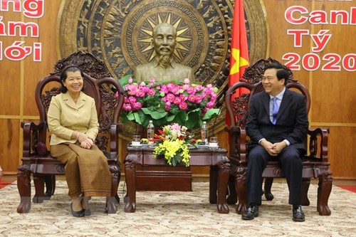 Phó Thủ tướng Vương quốc Campuchia thăm, chúc Tết tại tỉnh Long An - ảnh 1