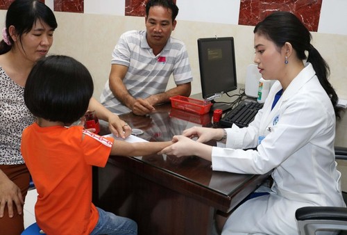 Phát hiện ca bệnh đầu tiên tại Việt Nam mắc hội chứng di truyền rất hiếm gặp - ảnh 1