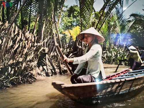 Khai mạc triển lãm ảnh về Việt Nam của nhiếp ảnh gia Nga - ảnh 6