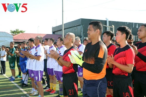 Giải bóng đá chào mừng kỷ niệm 75 năm Quốc khánh nước CHXHCN Việt Nam tại Campuchia - ảnh 1