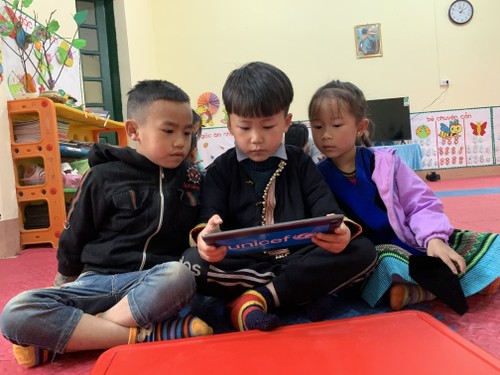 Thực tế ảo tăng cường- Xóa dần khoảng cách số trong giáo dục Việt Nam - ảnh 2