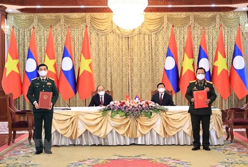 Bộ Quốc phòng Việt Nam và Lào tăng cường hợp tác - ảnh 1