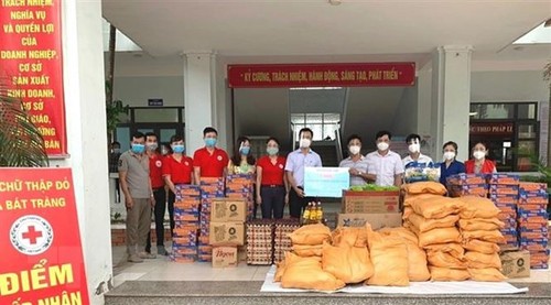 Trung ương Hội Chữ thập đỏ Việt Nam triển khai chương trình hỗ trợ lao động bị ảnh hưởng bởi dịch COVID-19 - ảnh 1