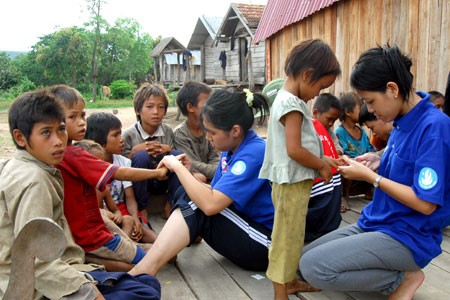 Thanh niên Việt nam tích cực tham gia các hoạt động nhân Ngày tình nguyện Quốc tế - ảnh 1