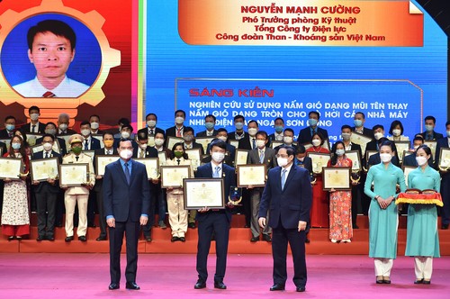 Thủ tướng Phạm Minh Chính: Nâng cao chất lượng các sáng kiến để áp dụng được ngay vào lao động sản xuất - ảnh 1