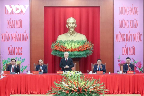 Tổng Bí thư Nguyễn Phú Trọng chúc tết lãnh đạo, nguyên lãnh đạo Đảng, Nhà nước - ảnh 1