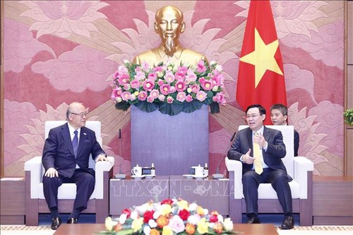 Chủ tịch Quốc hội Vương Đình Huệ tiếp Cố vấn đặc biệt Liên minh Nghị sĩ Hữu nghị Nhật-Việt - ảnh 1