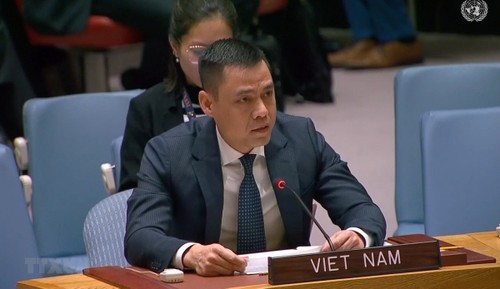 Việt Nam kêu gọi HĐBA và các thành viên đi đầu trong việc bảo đảm tôn trọng Hiến chương LHQ và thượng tôn pháp luật - ảnh 1