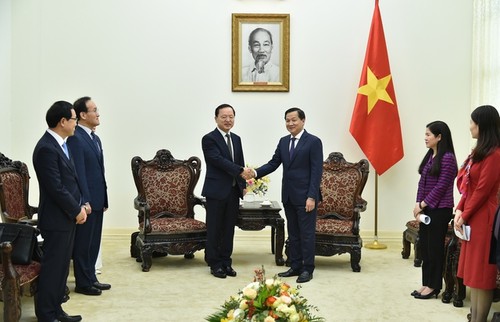 Phó Thủ tướng Lê Minh Khái tiếp Tổng giám đốc Tập đoàn Samsung Electronics  - ảnh 1