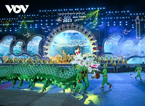Khai mạc Năm Du lịch Quốc gia 2023 “Bình Thuận - Hội tụ xanh” - ảnh 2