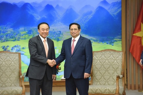 Việt Nam và Lào tăng cường hợp tác y tế - ảnh 1