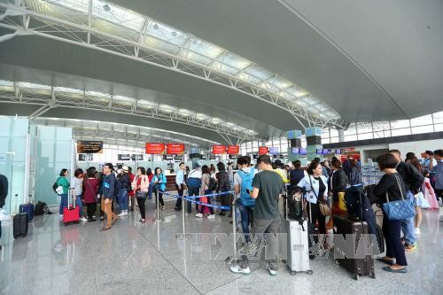 Hong Kong (Trung Quốc) nới lỏng thị thực để thu hút nhân tài Việt Nam - ảnh 1